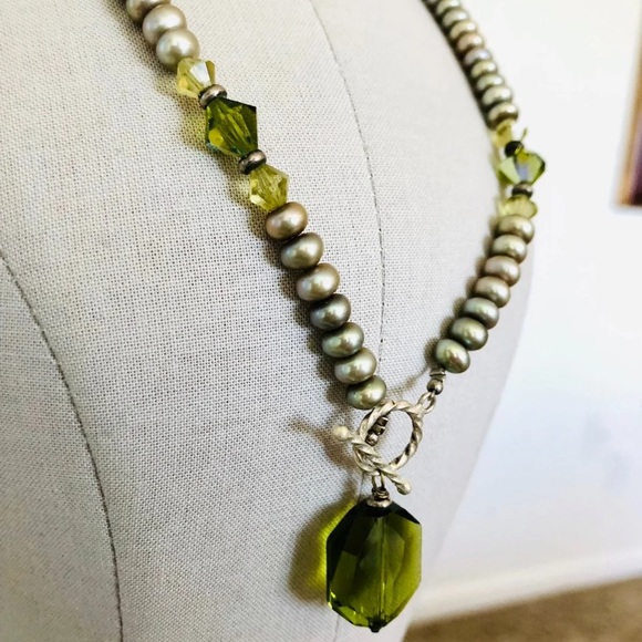 🔥 Vintage Deco Green Crystal Pendant Pearl Necklace 💚 - Picture 4 of 13